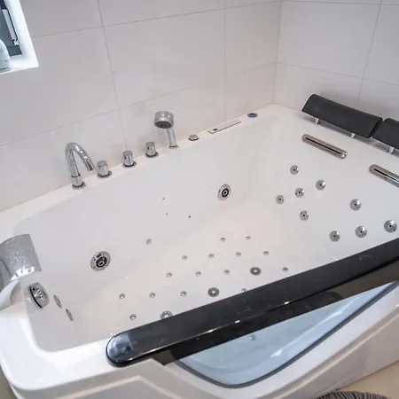 Πανσιόν Pod Zamczyskiem 4*